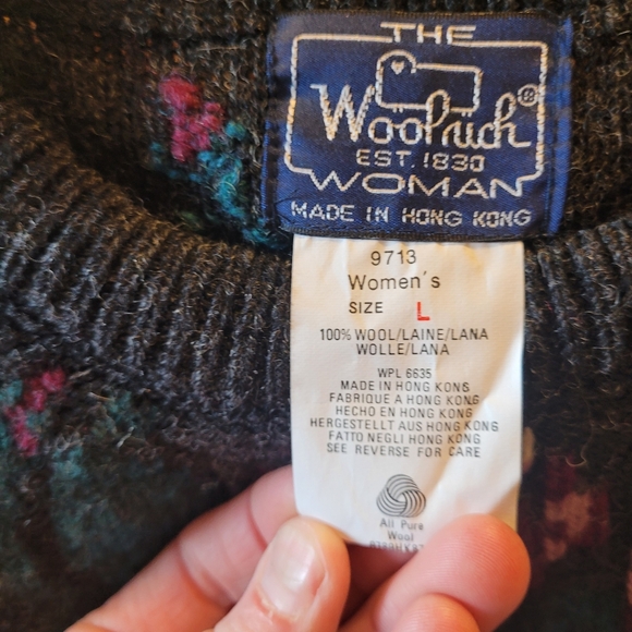 Vintage 100% Wool, Woolrich L, Floral Sweater NEW FEEL AND LOOKS HARDLY WORN - Picture 2 of 10